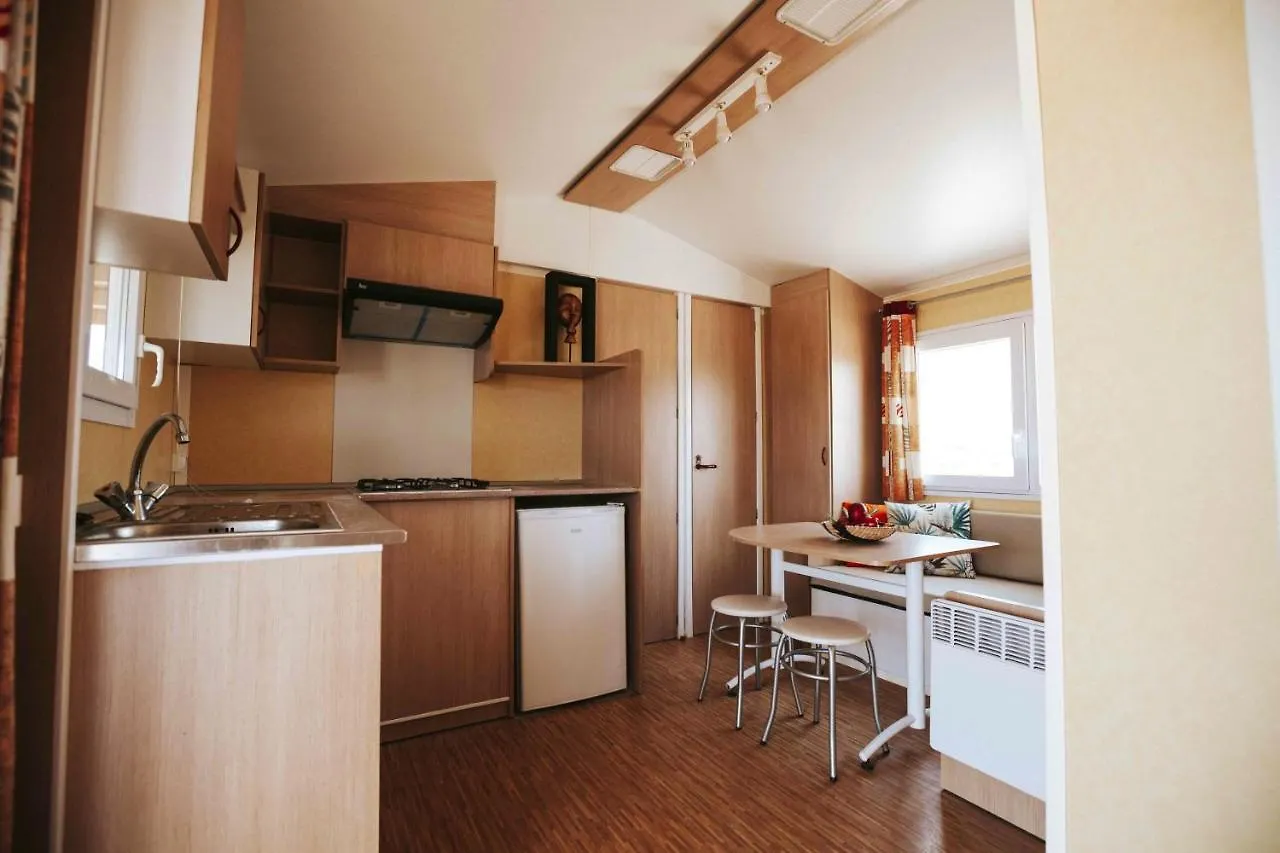 2 Bedrooms House With Sea View And Wifi At El Cotillo 1 Km Away From The Beach Vakantiehuis